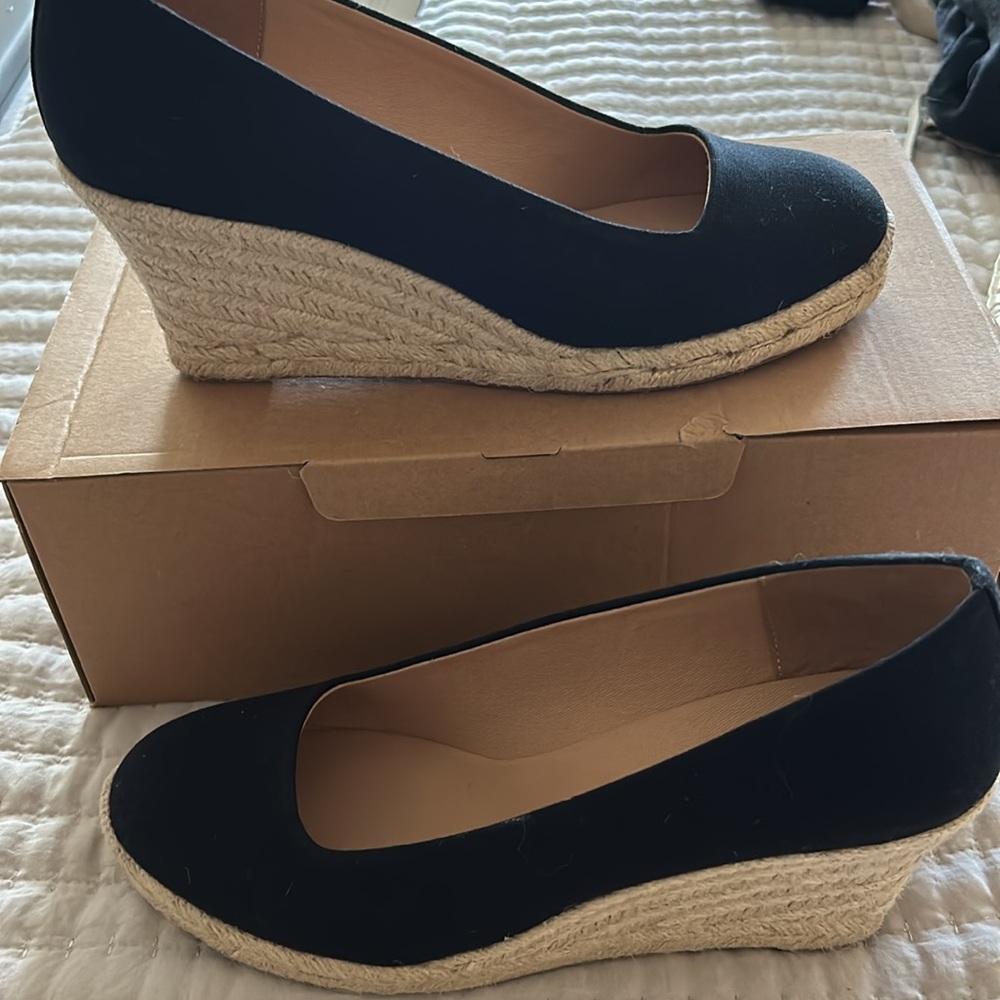 J.Crew Women’s Black Espadrille Pumps, Size 9.5